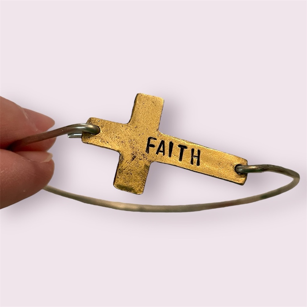 FAITH Cross Bracelet Gold/Silver Bangle Hammered Metal Stamped Etched Christian